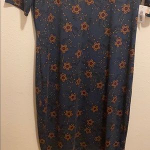 LuLAROe dress